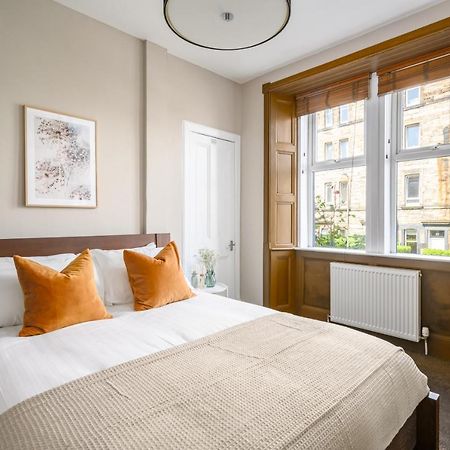 The Holyrood Park Apartment Edinburgh Exterior photo