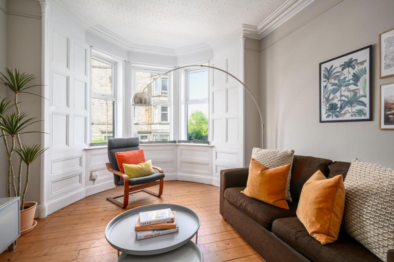 The Holyrood Park Apartment Edinburgh Exterior photo